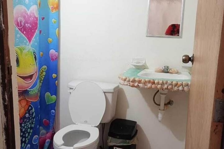 Room 12 of 28