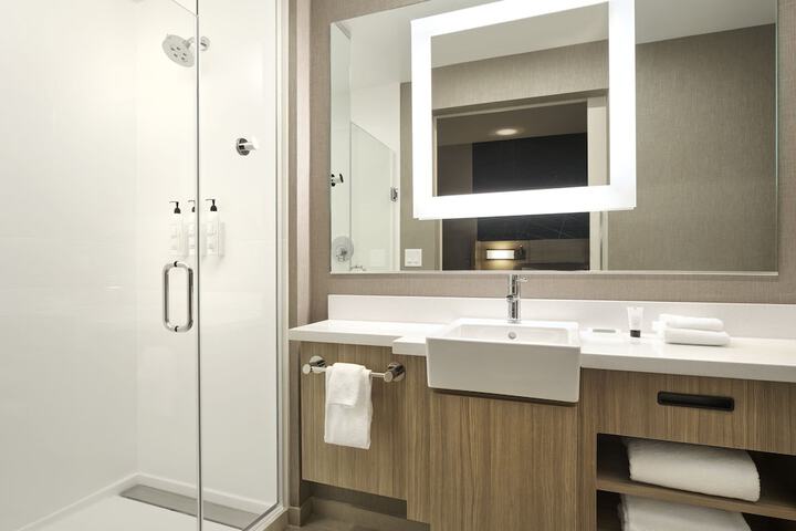 Room 12 of 35