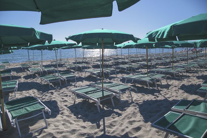 Beach 55 of 68