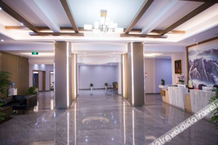 Hotel Interior 15 of 29