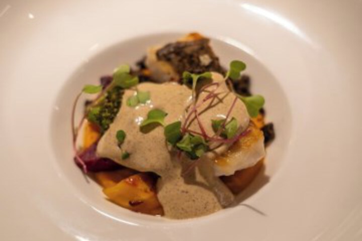 Dining 58 of 98