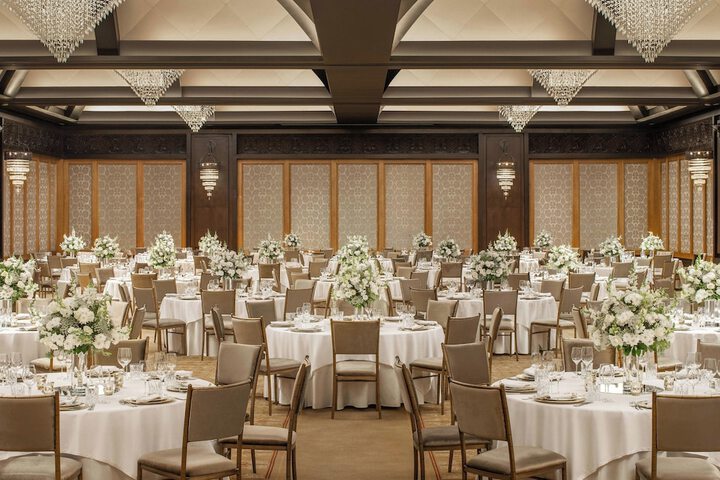 Ballroom/Hall 105 of 120