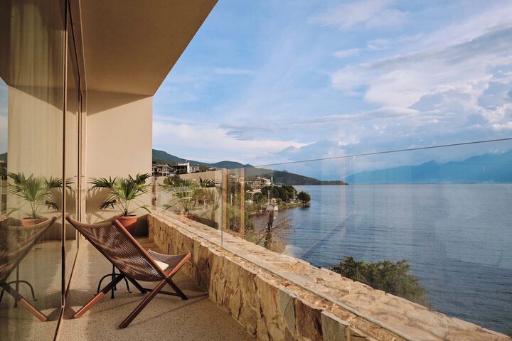 Terrace/Patio 64 of 101