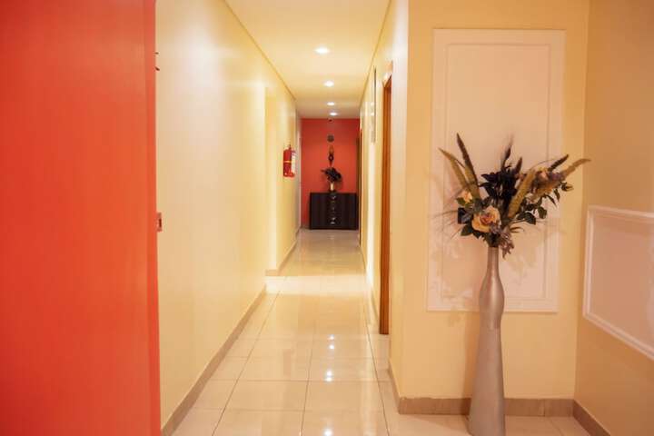 Ballroom/Hall 73 of 77