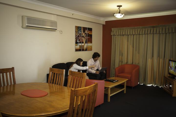 Room 8 of 38