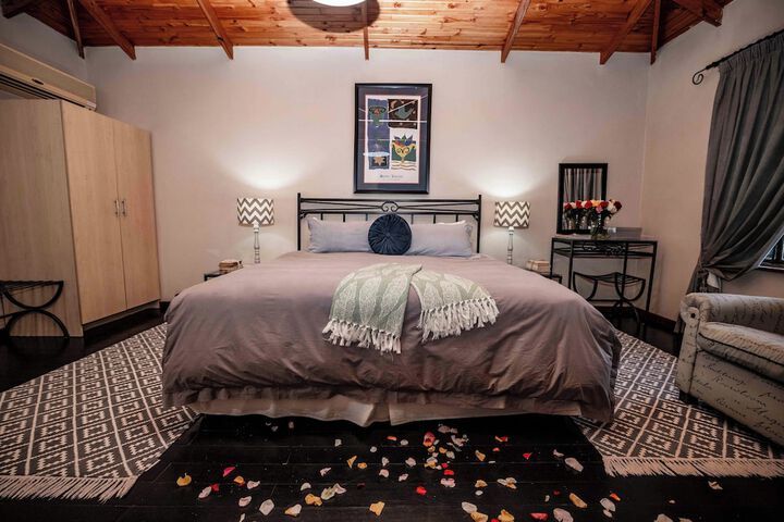 Room 5 of 70
