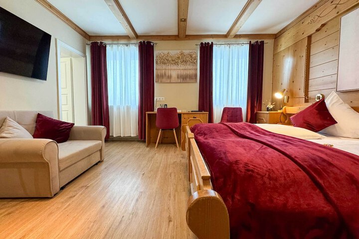 Room 17 of 207