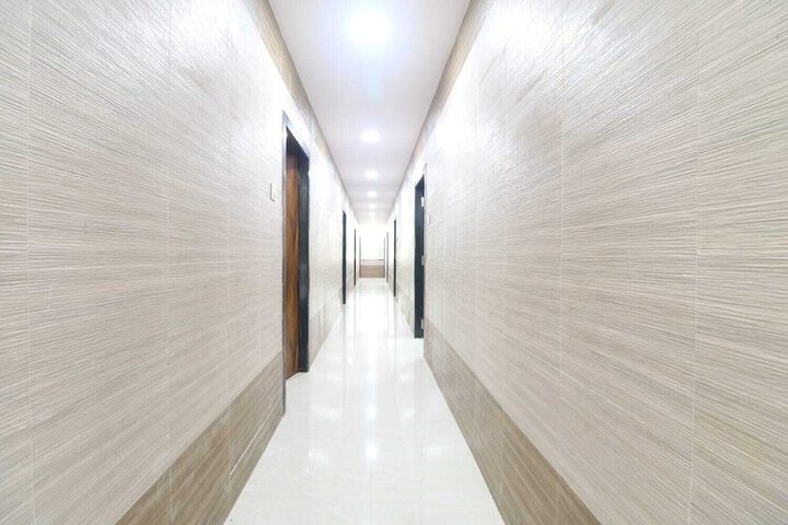 Room 6 of 7