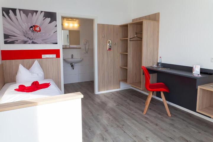 General 4 of 39