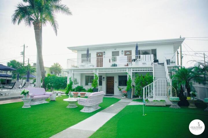 Gulfside Resort Unit 9 in St. Pete Beach, FL