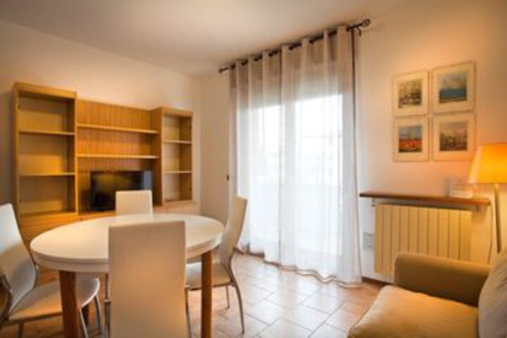 Room 15 of 15