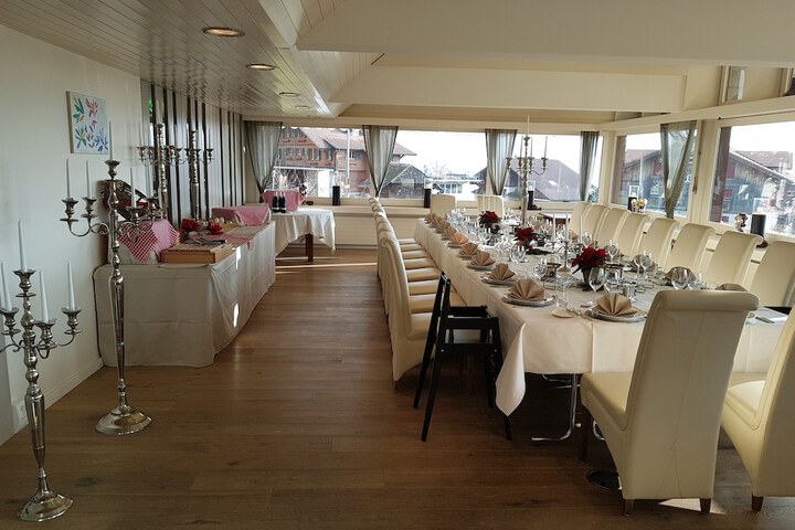 Dining 75 of 103