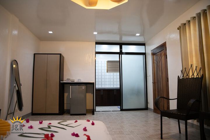 Room 10 of 63