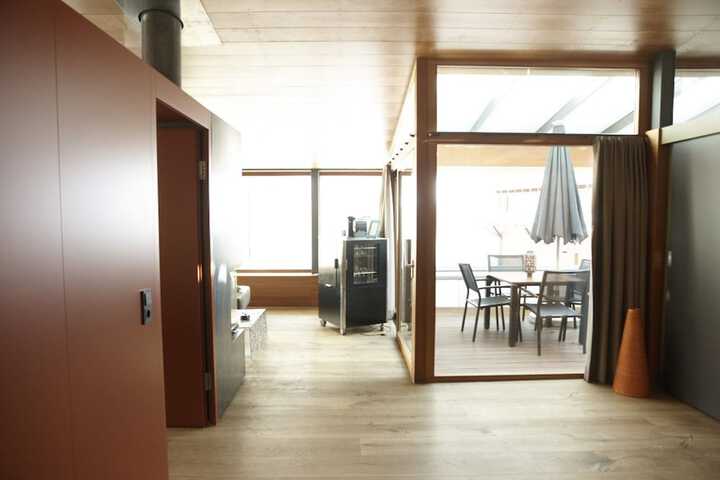 Room 18 of 91
