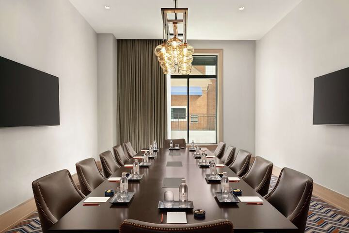 Meeting facility