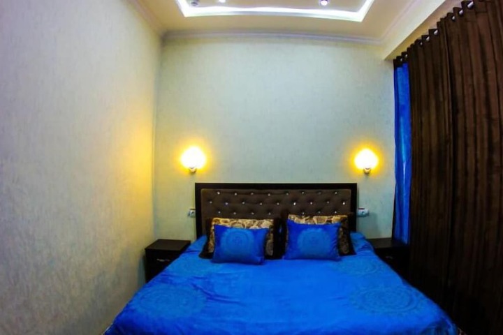 Room 10 of 53