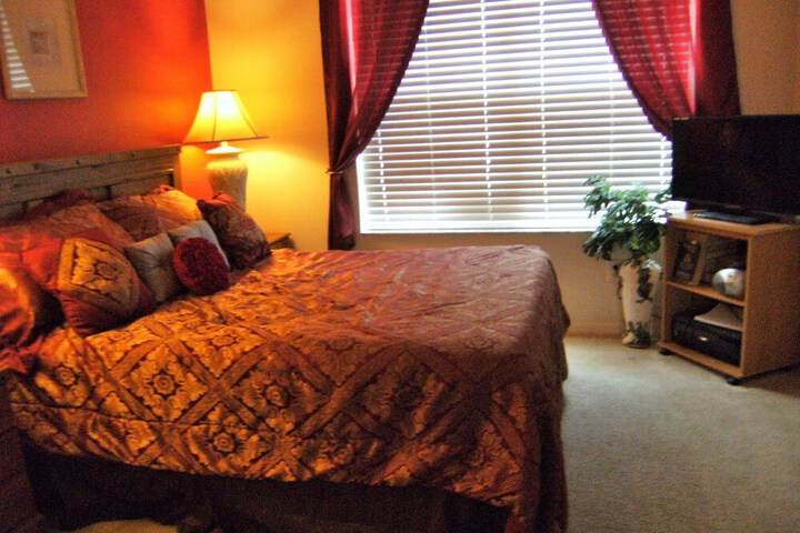 Room 9 of 20