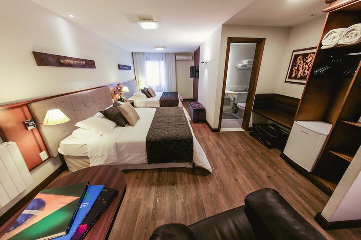 Room 45 of 98