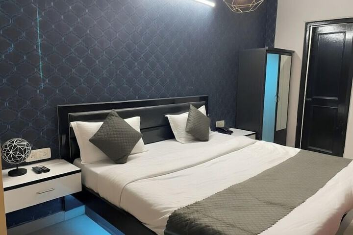 Room 20 of 22