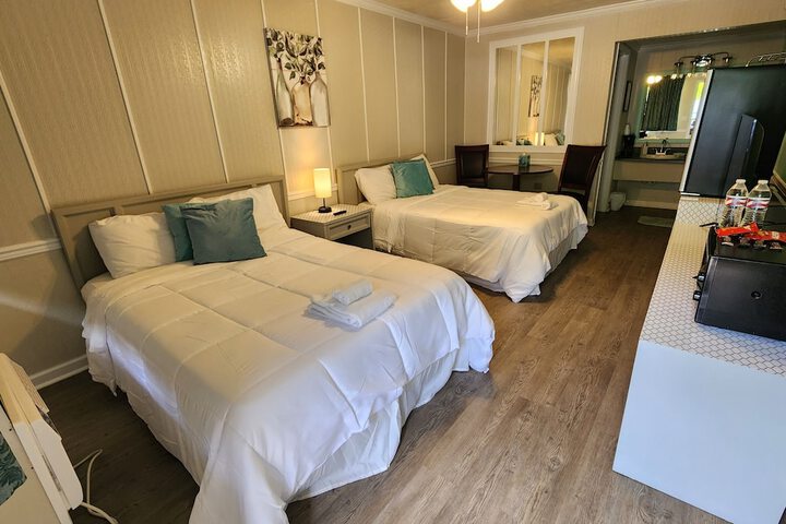 Room 16 of 37