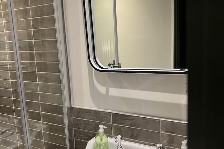 Room 5 of 30