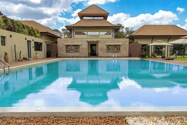 Pool 32 of 91