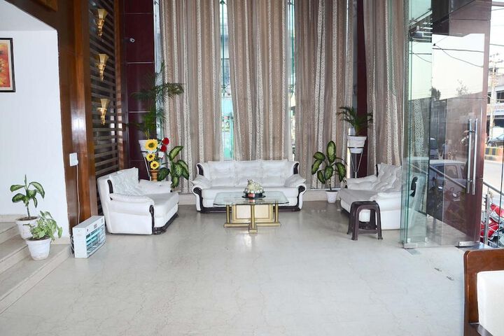 Hotel Interior 5 of 36