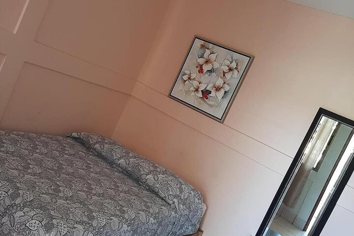 Room 7 of 42