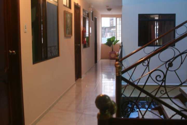 Ballroom/Hall 64 of 111