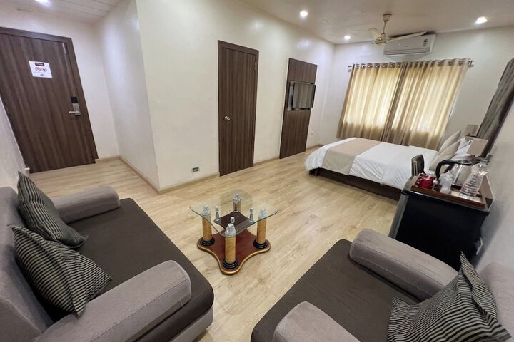 Room 14 of 23