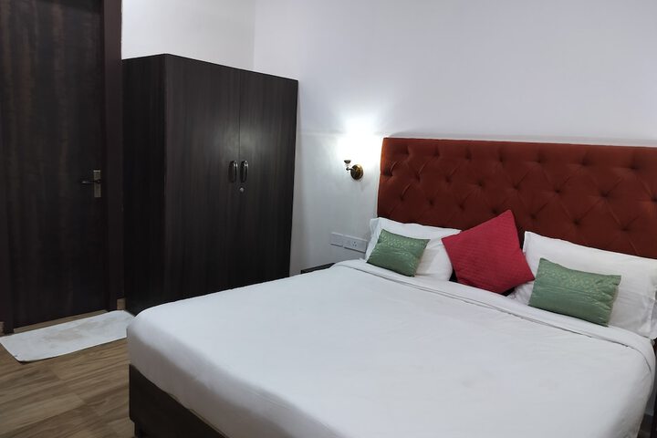 Room 29 of 48