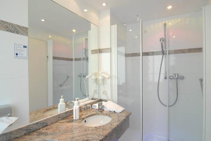 Bathroom Interior Photo