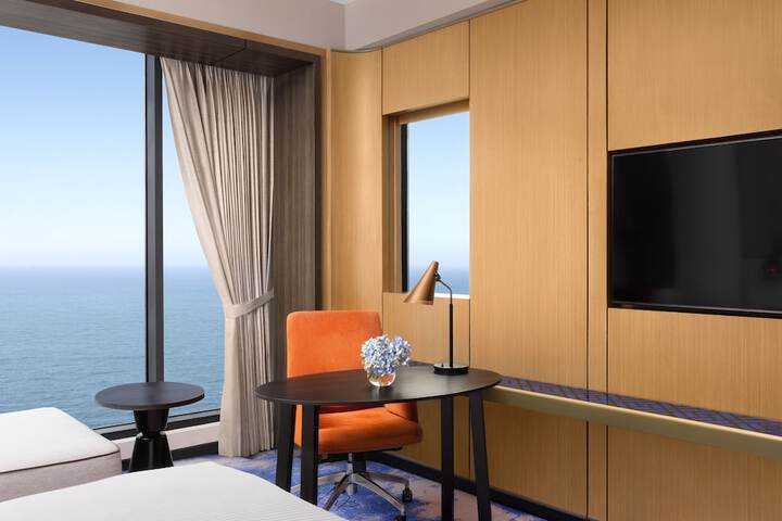 Room 20 of 90