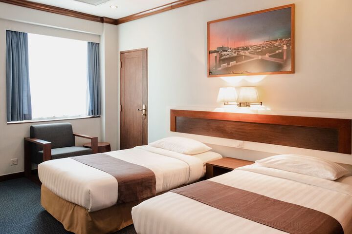 Room 5 of 30