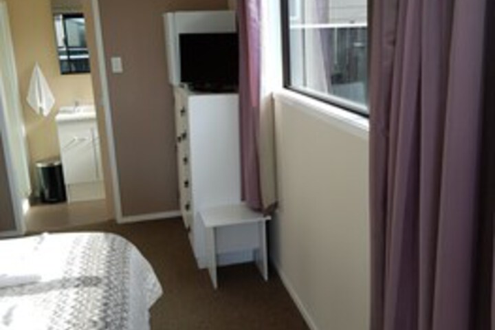 Room 22 of 26
