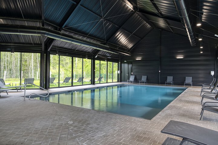 Pool 21 of 37