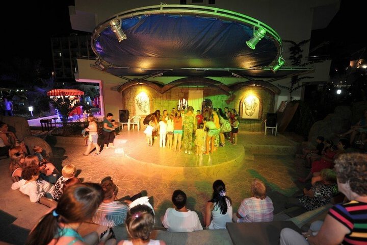 Theater show