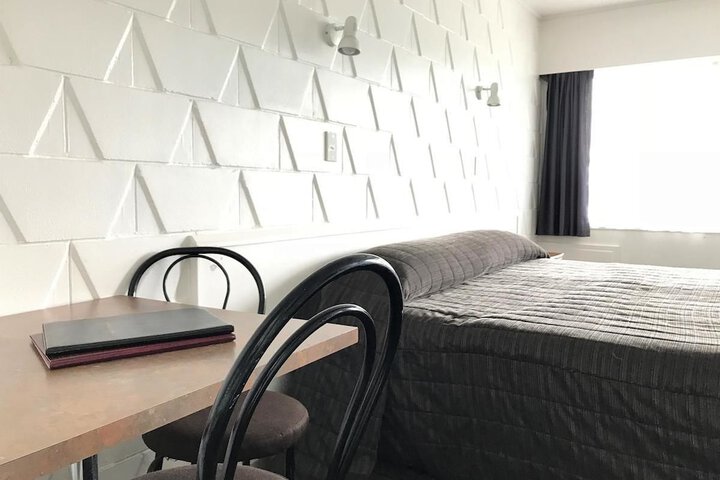 Room 7 of 50