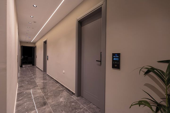 Room 28 of 95