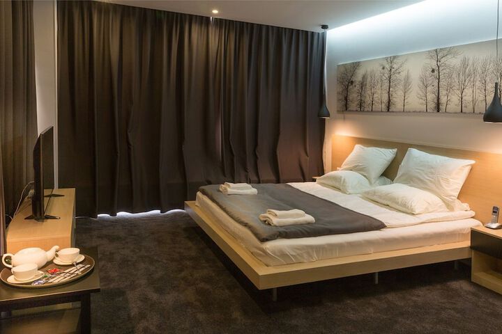 Room 16 of 67