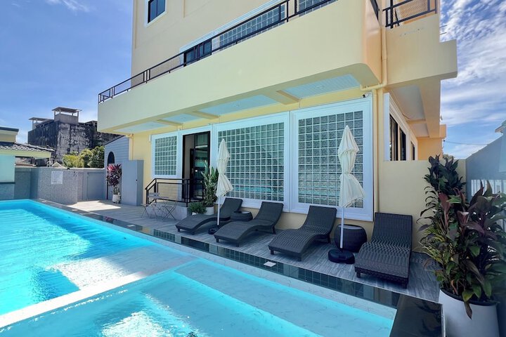 Pool 82 of 164