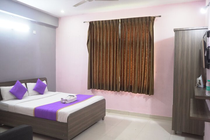 Room 26 of 37