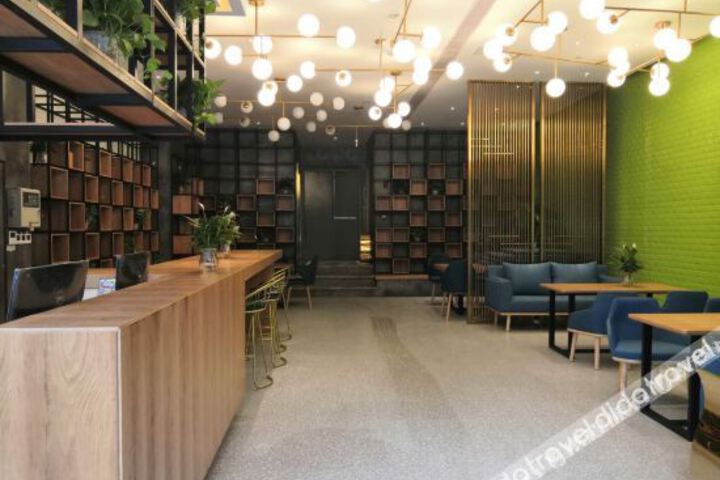Hotel Interior 10 of 26