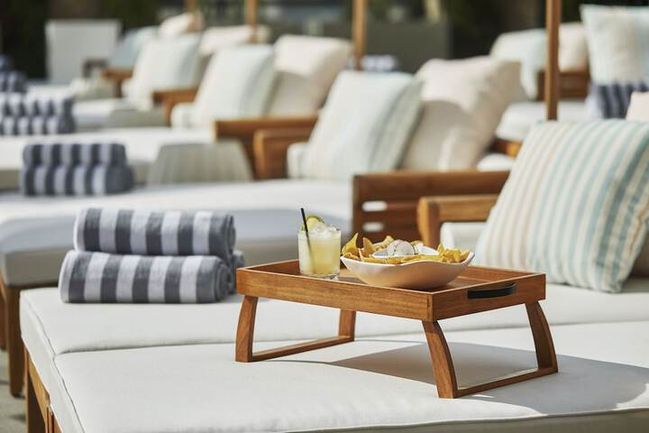 Rooftop pool