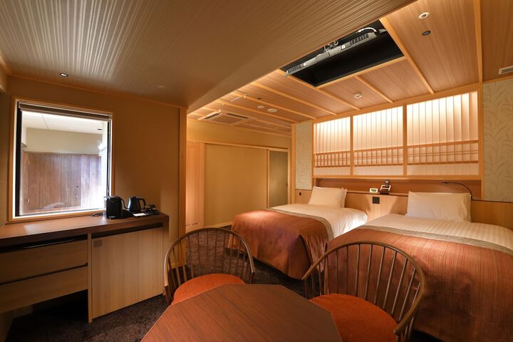 Room 19 of 125