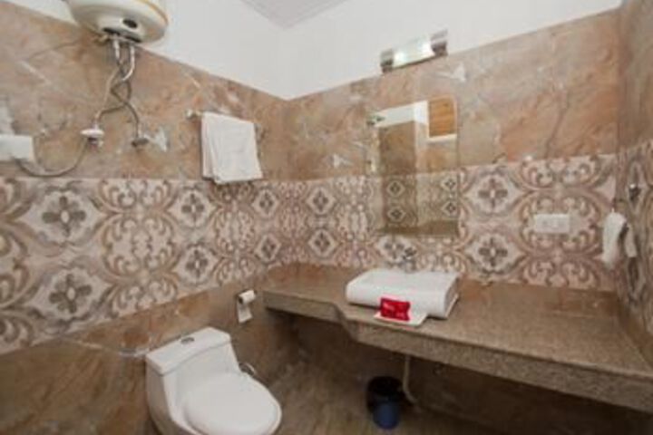 Room 5 of 26