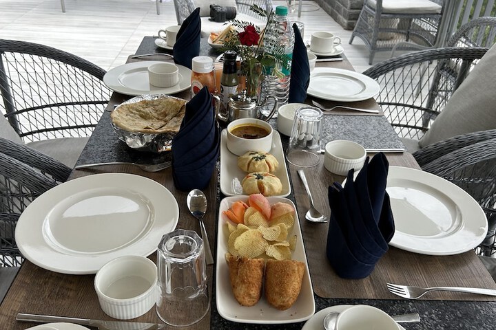 Dining 104 of 137