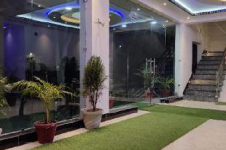 Bhawana Hotel