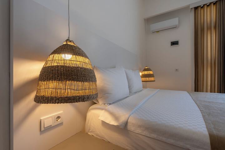 Room 10 of 130