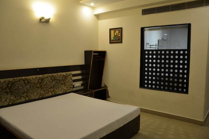 Room 12 of 55